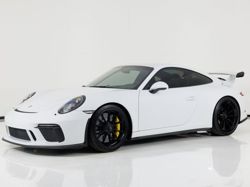 Used 2018 Porsche 911 GT3 RWD image 7