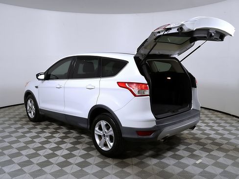 Used 2015 Ford Escape SE FWD image 10