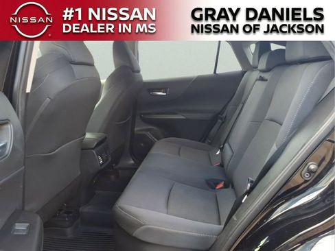 Used 2021 Toyota Venza LE image 25