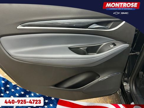 Used 2023 Buick Enclave Essence w/ Sport Touring Edition image 21