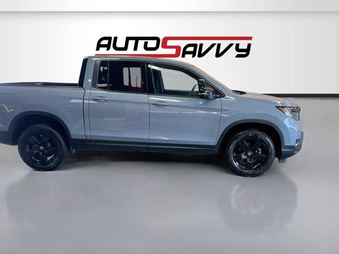 Used 2024 Honda Ridgeline Black Edition image 8