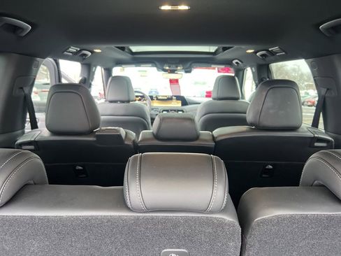 Certified 2025 Nissan Armada PRO-4X w/ Pro-4X Premium Package image 15