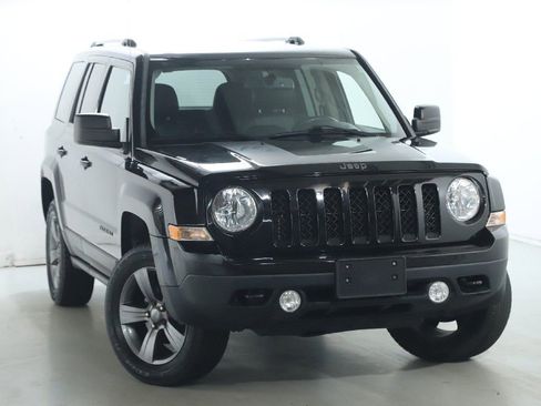 Used 2016 Jeep Patriot Sport w/ Power Value Group AWD/4WD image 2