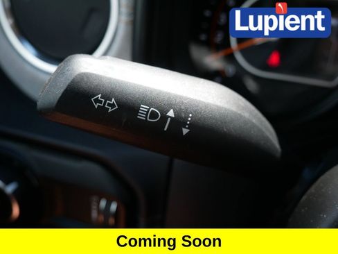 Used 2025 Jeep Wrangler Unlimited Sahara AWD/4WD image 26