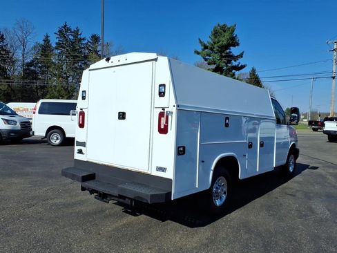 Used 2020 Chevrolet Express 3500 w/ Power Convenience Package image 5