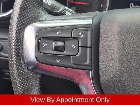 Used 2025 Chevrolet Blazer LT FWD image 15