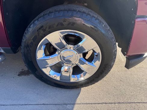 Used 2017 Chevrolet Silverado 1500 LTZ Z71 w/ LTZ Plus Package image 4