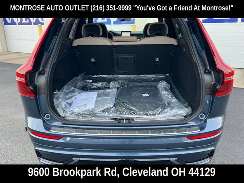 Certified 2026 Volvo XC60 B5 Plus w/ Protection Package Premier AWD/4WD image 40
