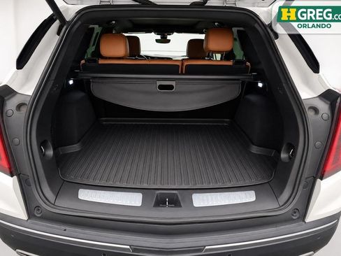 Used 2020 Cadillac XT5 Premium Luxury FWD image 17