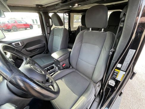 Used 2021 Jeep Wrangler Unlimited Sport image 9