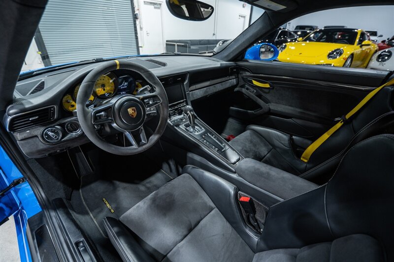 Used 2016 Porsche 911 GT3 RS RWD image 18