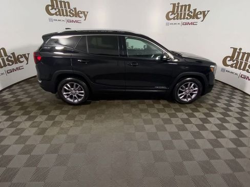 Used 2023 GMC Terrain SLT image 9