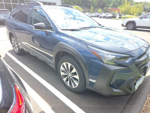 Used 2024 Subaru Outback Limited AWD/4WD image 12