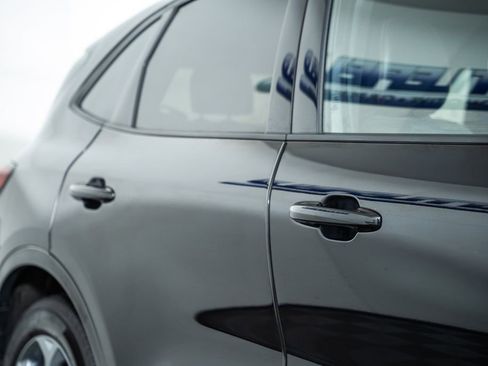 Certified 2023 Ford Escape ST-Line w/ Tech Pack #1 image 18