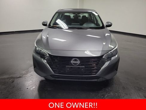 Used 2025 Nissan Sentra SV FWD image 3