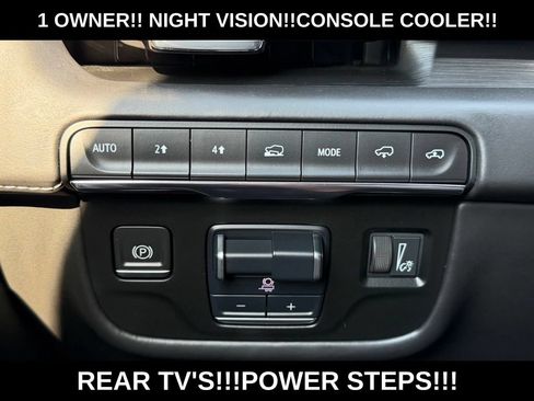 Used 2021 Cadillac Escalade ESV Sport Platinum AWD/4WD image 41