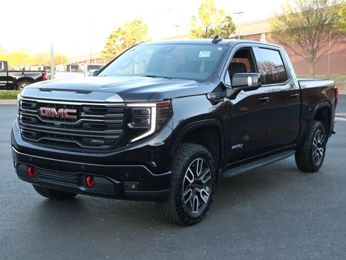 Used 2024 GMC Sierra 1500 AT4 w/ Technology Package image 34