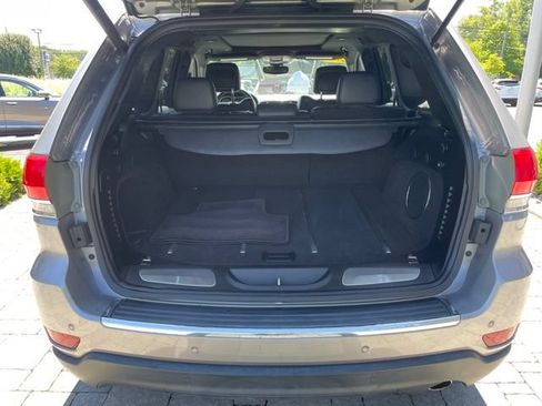 Used 2017 Jeep Grand Cherokee Limited w/ Luxury Group II AWD/4WD image 21