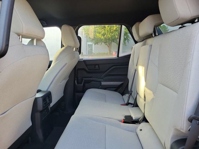 Used 2026 Toyota 4Runner SR5 RWD image 7