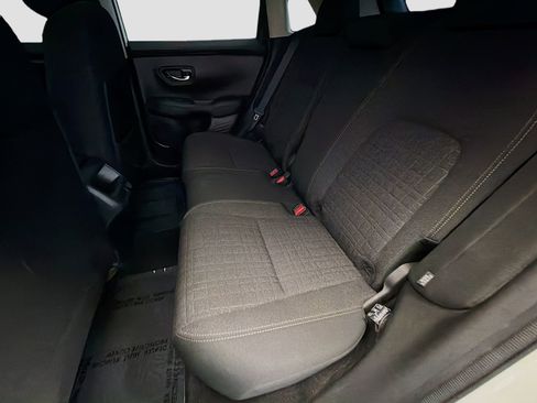 Used 2023 Honda HR-V LX image 13