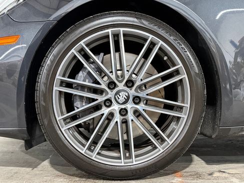 Used 2021 Porsche Panamera image 10