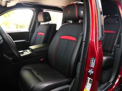 Used 2023 Rolls-Royce Cullinan AWD/4WD image 27