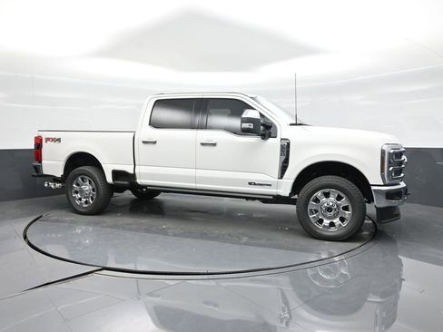 New 2026 Ford F250 King Ranch w/ Chrome Package AWD/4WD image 10
