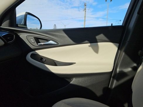 Certified 2023 Buick Encore GX Preferred w/ Cold Weather Comfort Package image 38