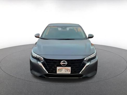 Used 2025 Nissan Sentra SV FWD image 4