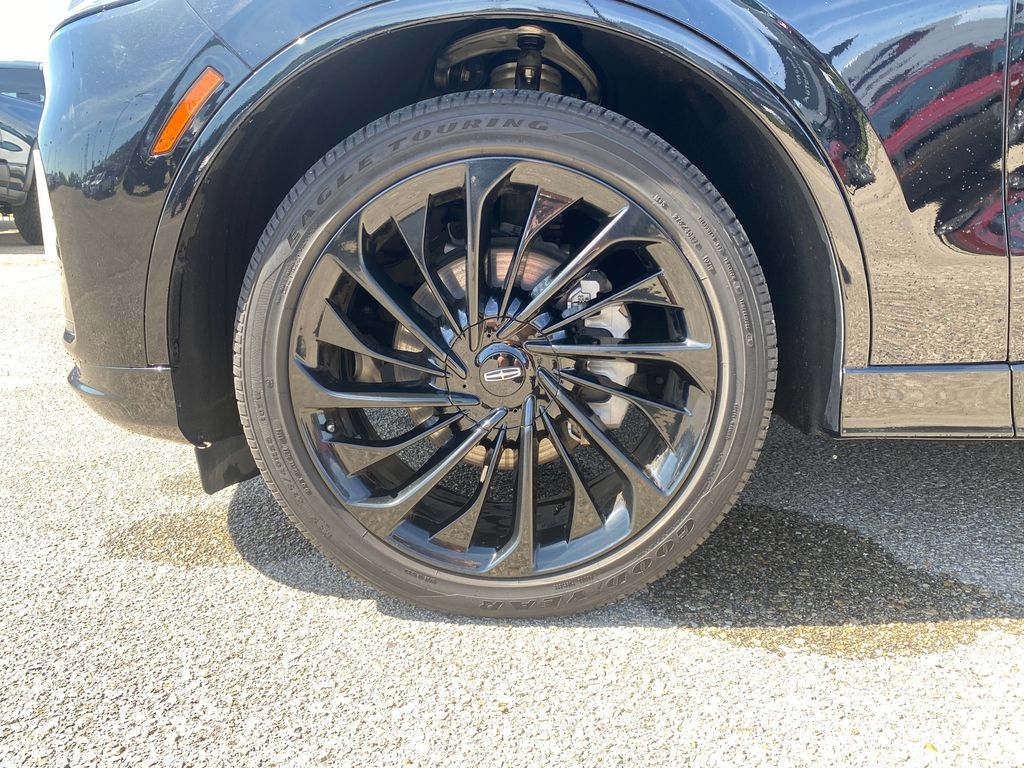 Used 2025 Lincoln Aviator Reserve w/ Equipment Group 201A AWD/4WD image 29