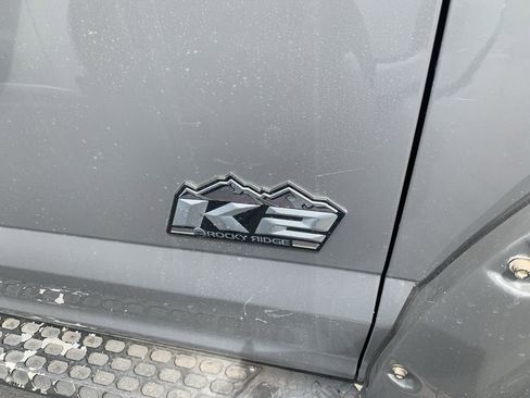 Used 2018 Ford F150 XLT w/ Equipment Group 302A Luxury AWD/4WD image 9