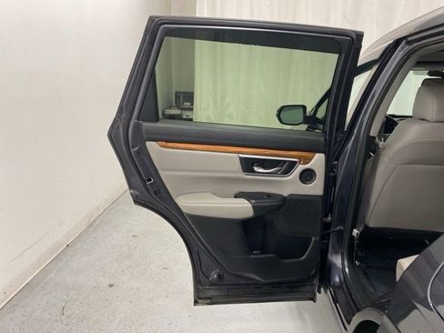 Used 2017 Honda CR-V Touring image 29