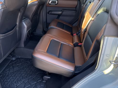 Used 2024 Ford Bronco Outer Banks image 21