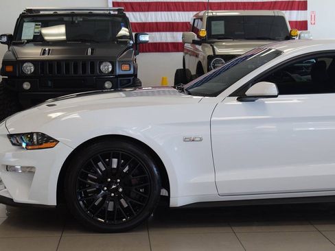 Used 2022 Ford Mustang GT Premium w/ GT Performance Package RWD image 19