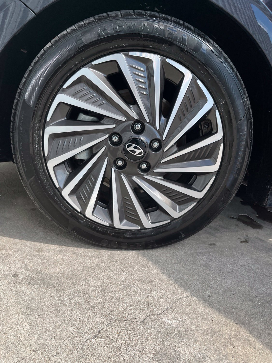 Used 2024 Hyundai Sonata SEL FWD image 12