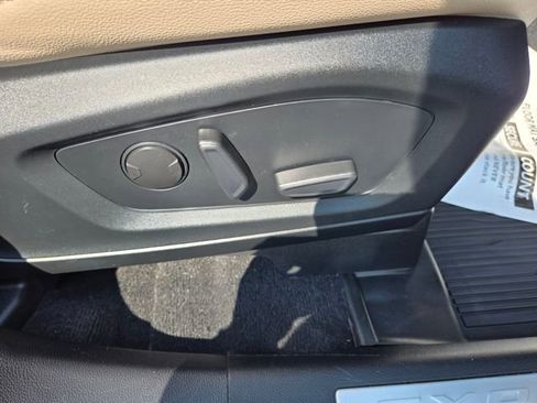 Used 2021 Ford Explorer Limited w/ Hybrid Equipment Group 310A image 27