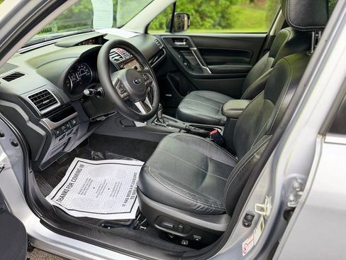 Used 2017 Subaru Forester 2.5i Touring AWD/4WD image 14