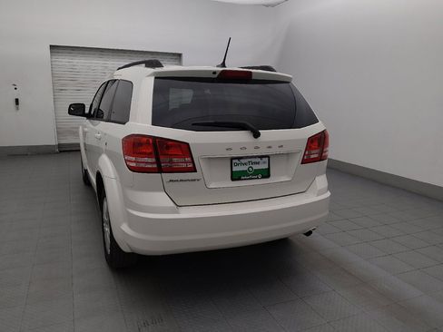 Used 2017 Dodge Journey SE w/ Flexible Seating Group image 6