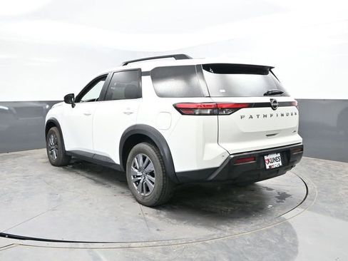 Used 2025 Nissan Pathfinder SV AWD/4WD image 7