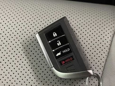 Used 2022 Acura MDX SH-AWD w/ Technology Package image 37