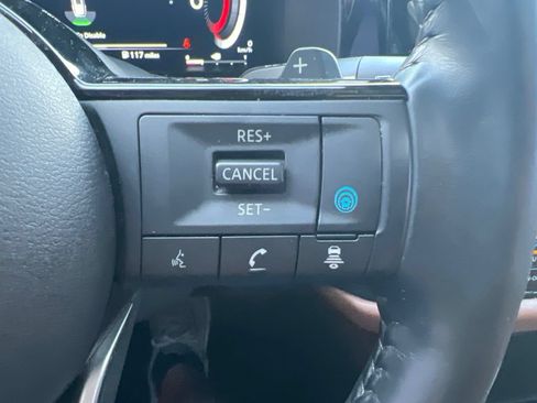 Used 2024 Nissan Pathfinder Platinum w/ Cargo Package FWD image 40