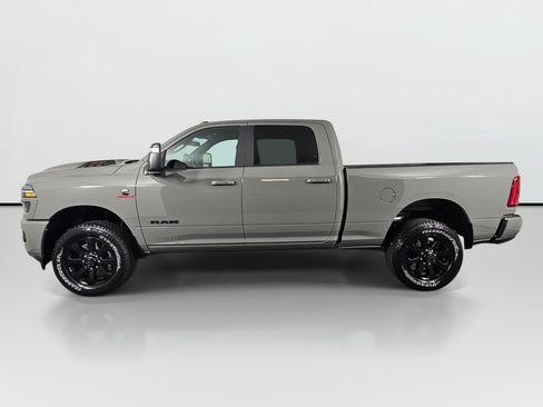 New 2026 RAM 2500 Laramie w/ Night Edition AWD/4WD image 7