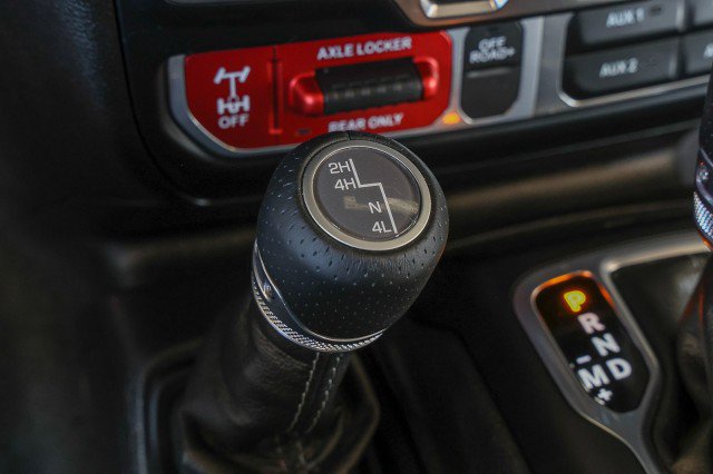 Used 2024 Jeep Gladiator Mojave w/ Steel Bumper Group AWD/4WD image 24