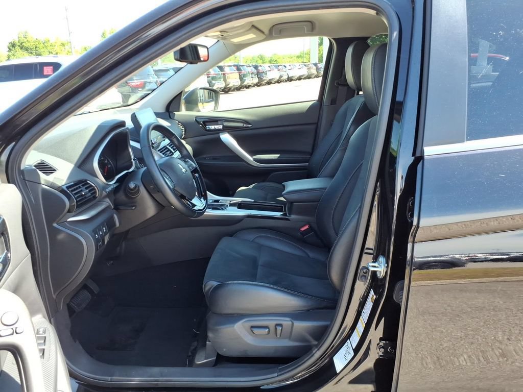 Used 2025 Mitsubishi Eclipse Cross SE AWD/4WD image 4