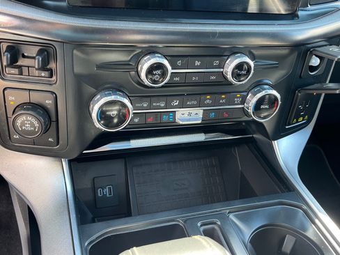Certified 2022 Ford F150 Platinum w/ Equipment Group 701A High AWD/4WD image 15