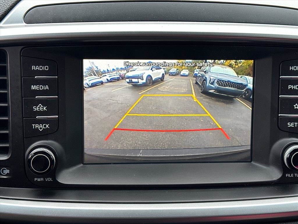 Used 2020 Kia Sorento LX w/ LX I4 Convenience Package AWD/4WD image 15