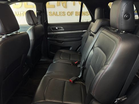 Used 2018 Ford Explorer Sport AWD/4WD image 25