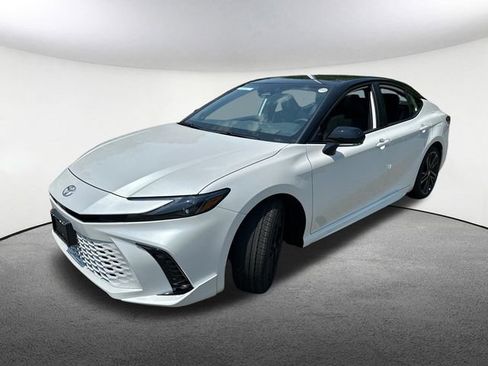 New 2026 Toyota Camry XSE AWD/4WD image 5