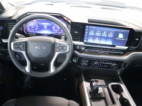 Certified 2026 Chevrolet Silverado 1500 LT Trail Boss w/ LPO, Dark Essentials Package image 12