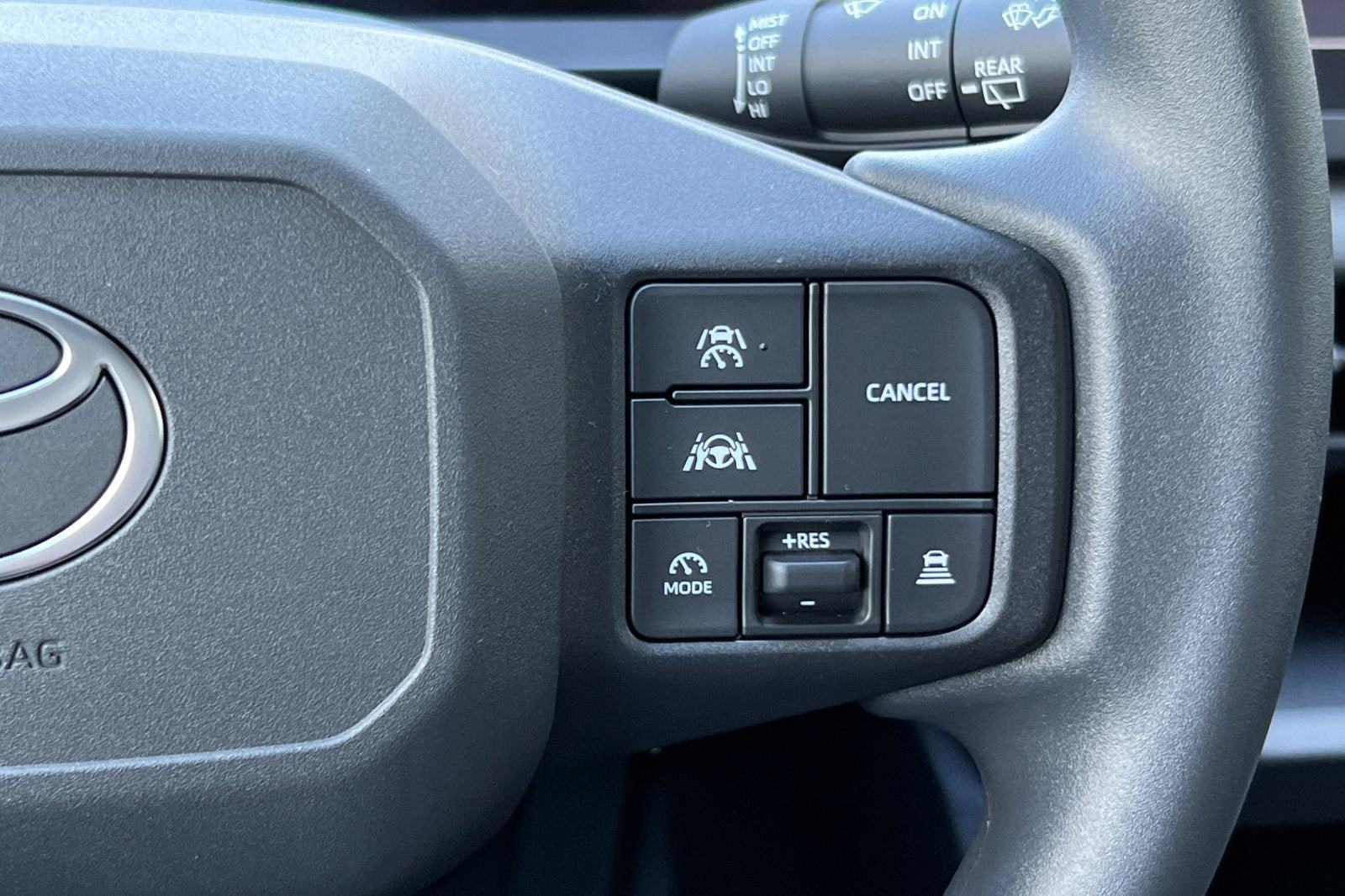 New 2026 Toyota RAV4 LE AWD/4WD image 27